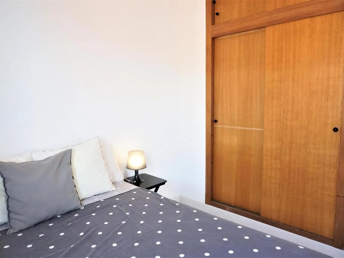 Villa Service - Barco 3º 카라펠